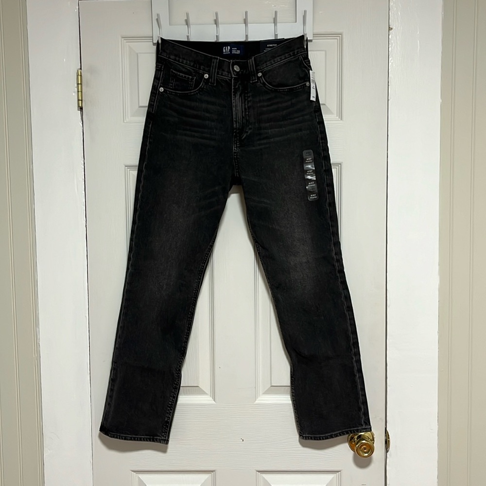 Gap high rise straight black jeans, size 27R. NWT.